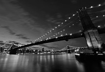 Brooklyn Bridge v noci BW - fototapeta FXL0220