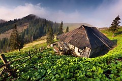 Fototapety Príroda - Domček v horách 18630 - samolepiaca