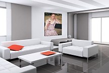 Woman With A Red Zinnia - Reprodukcia  zs17562