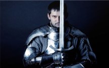 Obraz na stenu - V zbroji zs545